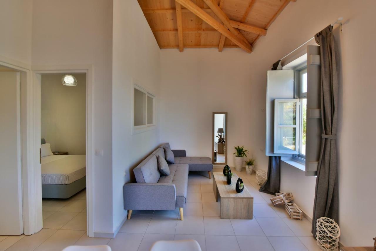 Appartamento Douskos Beach House Hydra  Esterno foto